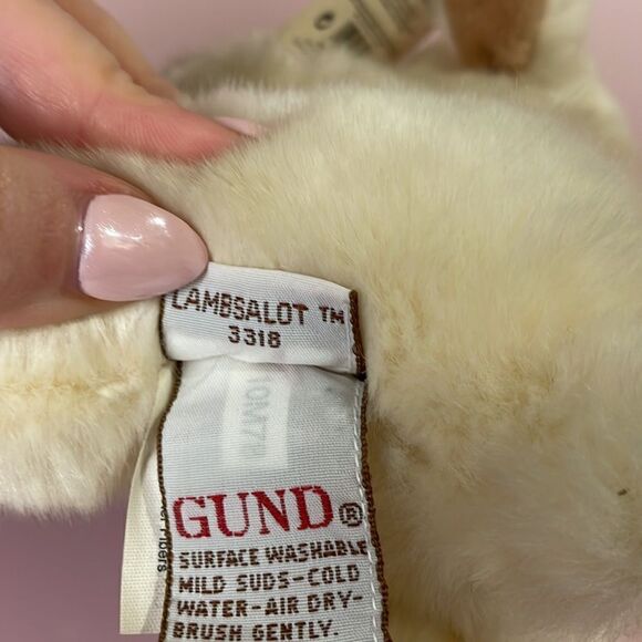 Vintage Gund Lambsalot Cream Sheep Plush with tags Easter NWT Excellent Conditi… - Picture 7 of 12